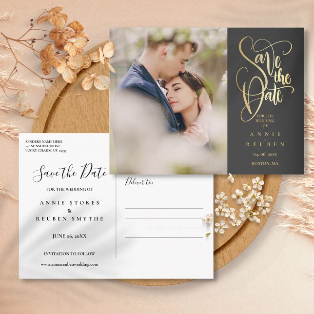 Cartão Postal Salve a Data Elegante Chique Dourado Script Foto (Save the Date Elegant Chic Gold Script Photo Postcard)