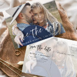 Cartão Postal Salve o Data Boho Minimalista Photo Modern<br><div class="desc">Capture a essência da sua história de amor com o nosso Cartão-postal Minimalista de Foto para Salvar o Data Boho. Este postal é uma fusão de minimalismo contemporâneo e charme boêmico, fazer a escolha perfeita para anunciar seu próximo casamento. Apresentando sua querida foto de noivado, este cartão-postal se torna uma...</div>