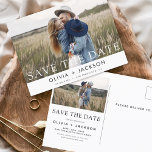 Cartão Postal Salve o Data Boho Minimalista Photo Modern<br><div class="desc">Capture a essência da sua história de amor com o nosso Cartão-postal Minimalista de Foto para Salvar o Data Boho. Este postal é uma fusão de minimalismo contemporâneo e charme boêmico, fazer a escolha perfeita para anunciar seu próximo casamento. Apresentando sua querida foto de noivado, este cartão-postal se torna uma...</div>