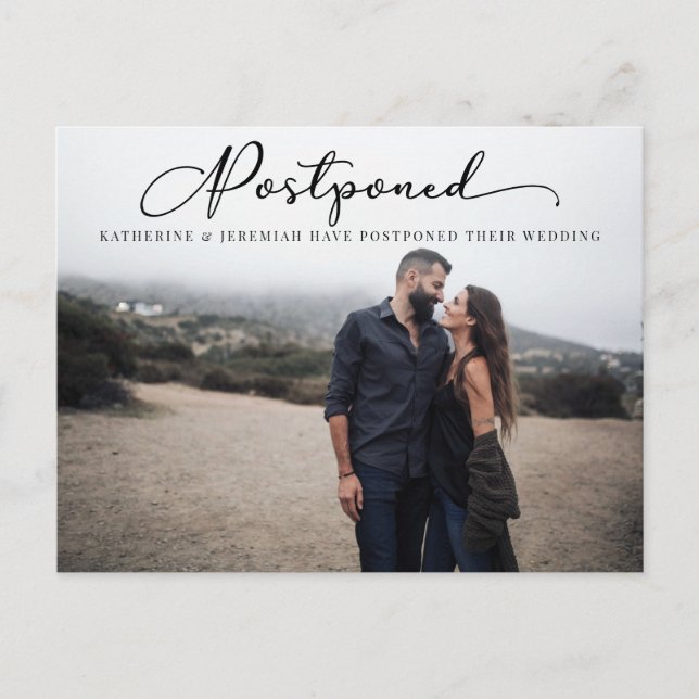 Cartão Postal Script Moderno Adiou Casamento Altere a Data (Frente)
