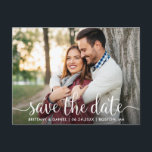 Cartão Postal Script Moderno | Salvar a foto de data<br><div class="desc">Cartão-postal de lançamento do Noivado de Fotografia do Casal com Script Moderno para Salvar</div>