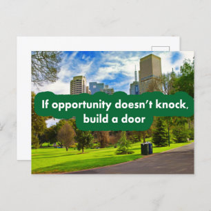 Cartão Postal Se a oportunidade não bater construir uma porta
