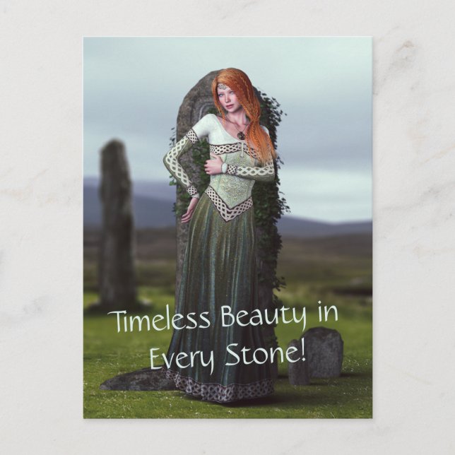 Cartão Postal Senhora Céltica em Frente às Pedras Antigas (Frente)