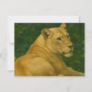Cartão Postal Sentinela da Floresta - Lioness em Descanso à Luz