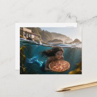 Cartão Postal Sereia Engraçada Com uma Pizza