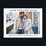Cartão Postal Simples Moderno Salve A Nova Data<br><div class="desc">Simples e Moderno Salve O Novo Cartão Postal De Casal De Adiamento De Casamento De Casamento De Data</div>