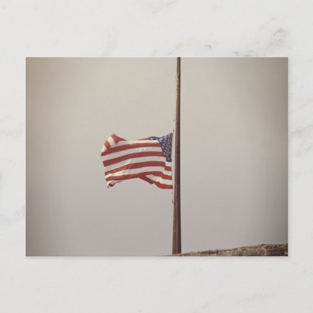 Cartão Postal Sinalizador dos EUA em Metade do mastro (Frente)