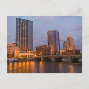 Cartão Postal Skyline Em Dusk, No Grande Rio 2