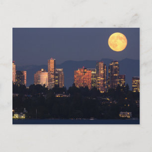 Cartão Postal Skyline Of Bellevue, Do Lago Washington, Em Dusk