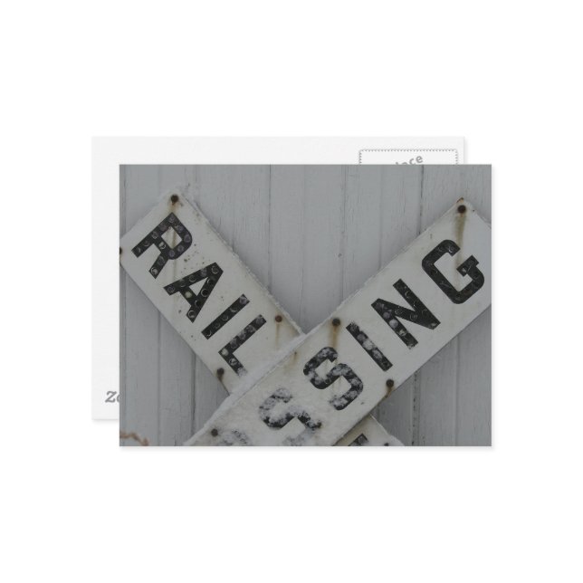 Cartão Postal Snowy Rail Crossing Sign (Frente/Verso In Situ)