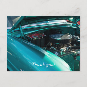 Cartão Postal Sob o Capô