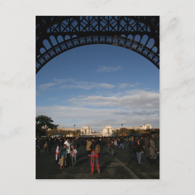 Cartão Postal Sob o Eiffel (Frente)