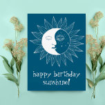 Cartão Postal Sol alegre e Lua FELIZ ANIVERSÁRIO PERSONALIZADO<br><div class="desc">Adicione seu próprio texto à frente e atrás ou altere as cores. Dê uma olhada no meu compro por mais!</div>