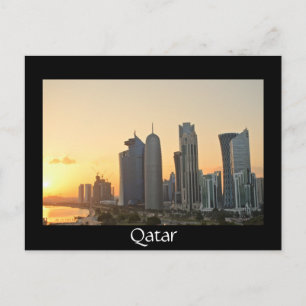 Cartão Postal Sol colorido sobre Doha, Catar