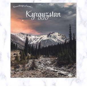 Cartão Postal Sol no Quirguistão Montanhoso