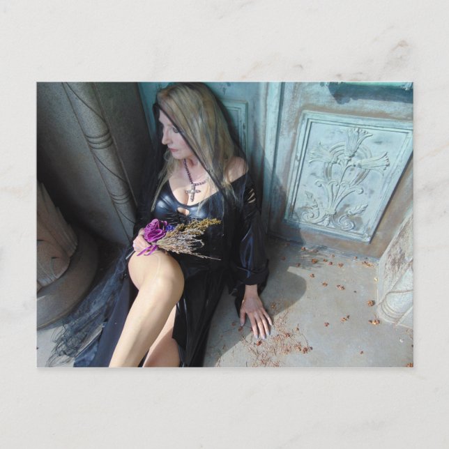 Cartão Postal Sombras Vamplificadas do Cartão-postal de Reflexão (Frente)