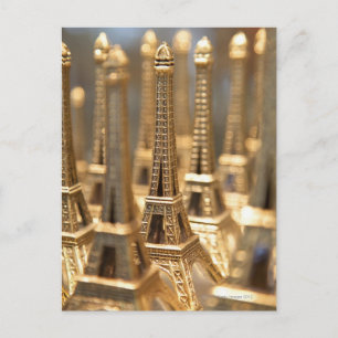 Cartão Postal Souvenirs da Torre Eiffel