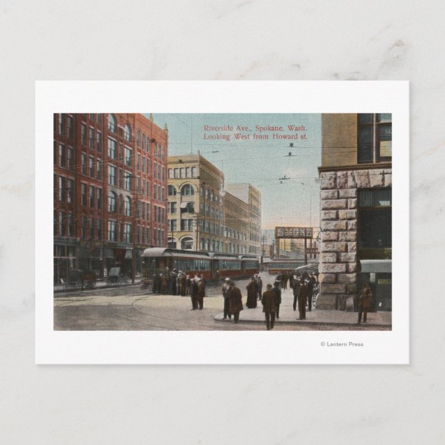 Cartão Postal Spokane, WA - Vista de Riverside Ave. & Howard Rua (Frente)