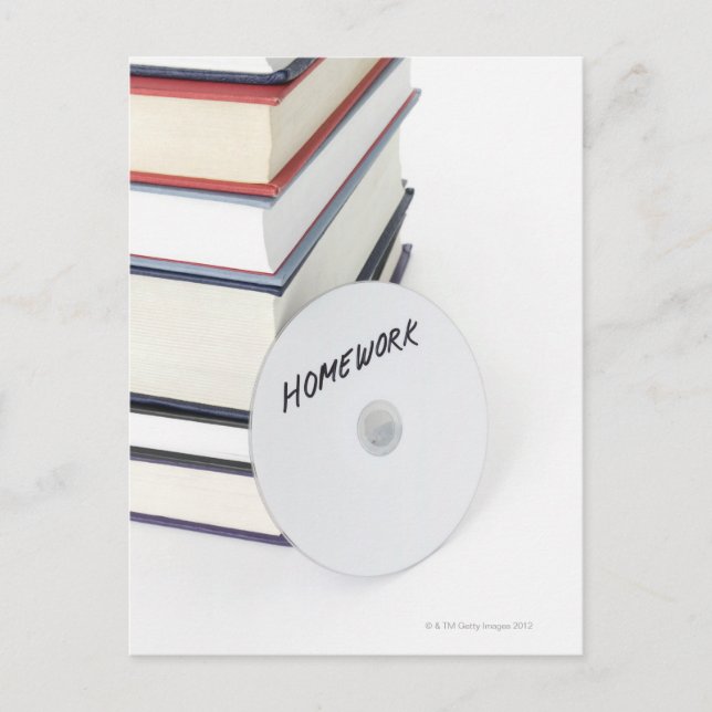 Cartão Postal Stack of books with CD (Frente)