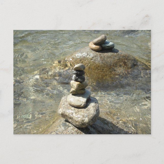 Cartão Postal Stacked Rocks Postcard (Frente)
