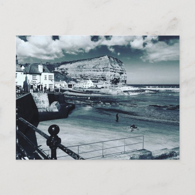 Cartão Postal Staithes porto view, North Yorkshire. (Frente)