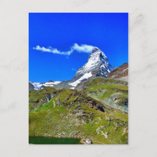 Cartão Postal Suíço famoso bonito Matterhorn com nuvens