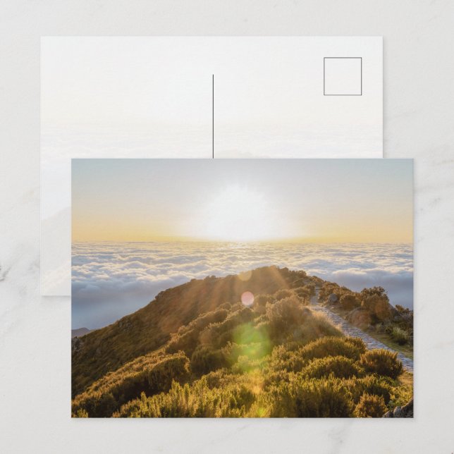Cartão Postal Sunrise Above the Clouds in Madeira, Pico Ruivo (Frente/Verso)