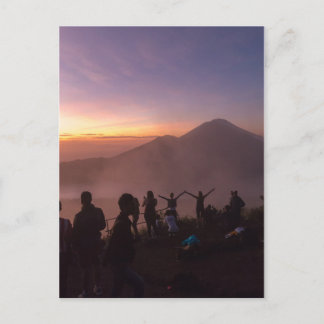 Cartão Postal Sunrise do Monte Batur em Bali, Indonésia