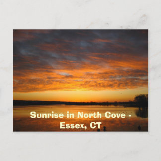Cartão Postal Sunrise na North Cove - Essex, CT