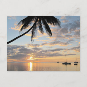 Cartão Postal Sunset perto da Ilha Robinson Crusoe