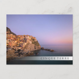 Cartão Postal Sunset sobre a aldeia de Manarola em Cinque Terre