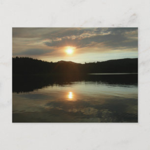 Cartão Postal Sunset sobre Reservatório de Vale de Primavera