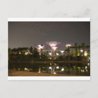 Cartão Postal Super-árvores iluminadas no Jardim pela Baía