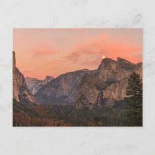 Cartão Postal Super Moon Rises over Cathedral Rocks