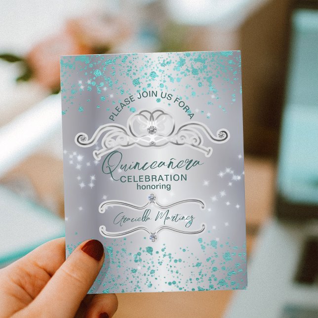 Cartão Postal Teal Silver Jeweled Tiara Quinceañera (Criador carregado)