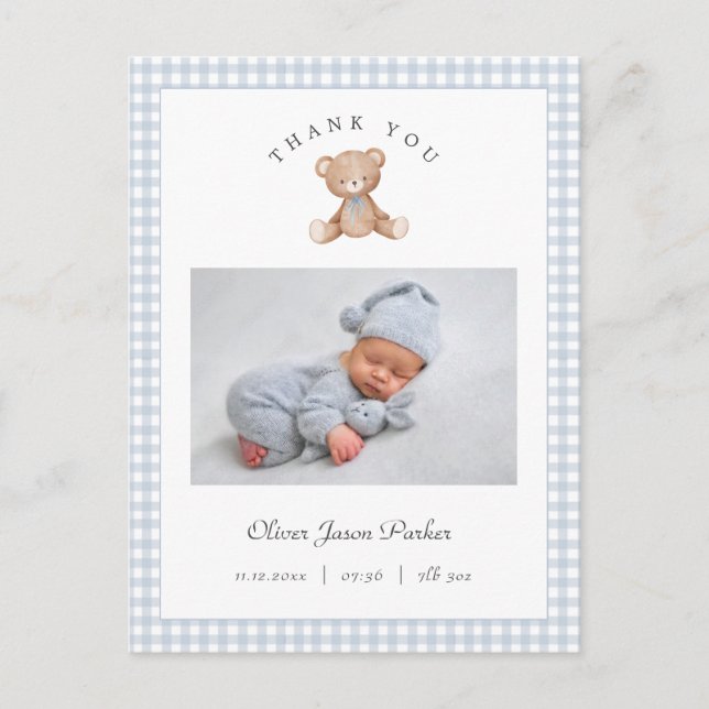 Cartão Postal Teddy Bear Gingham Baby Boy Birth Announcement (Frente)