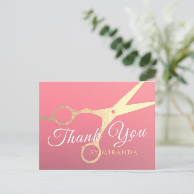 Cartão Postal Tesoura Rosa Moderno Dourado de Cabeleireiro Maqui (Em pé/Frente)
