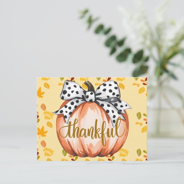 Cartão Postal Thankful Pumpkin with Polka Dot Bow (Em pé/Frente)