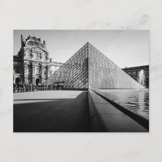 Cartão Postal The Louvre in BW