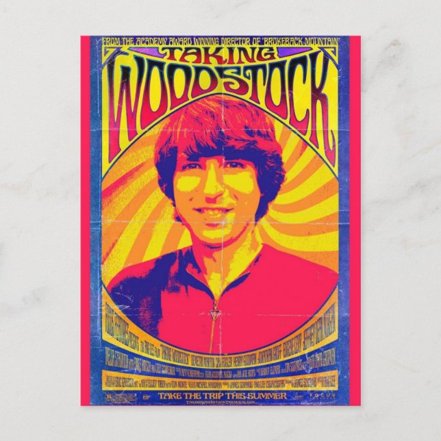 Cartão Postal Tomando PostCard de Woodstock (Frente)