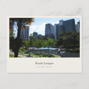 Cartão Postal Torres de Kuala Lumpur e a Vegetação do Parque KLC