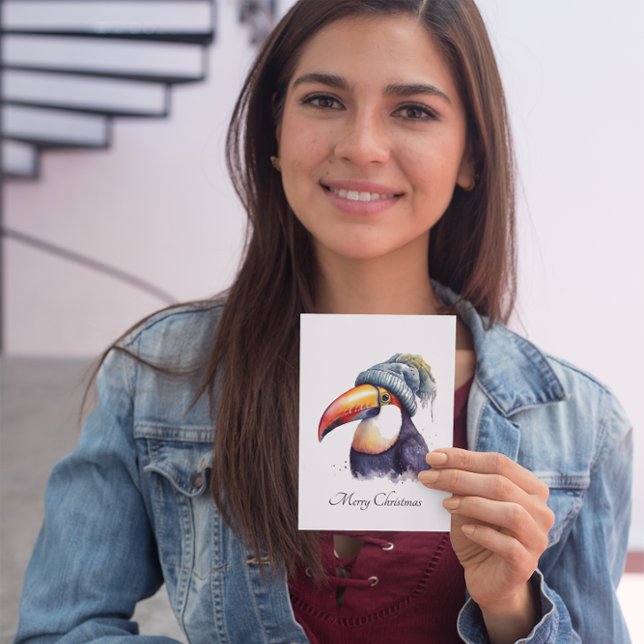 Cartão Postal Toucan Winter Vibes, personalizado (Criador carregado)