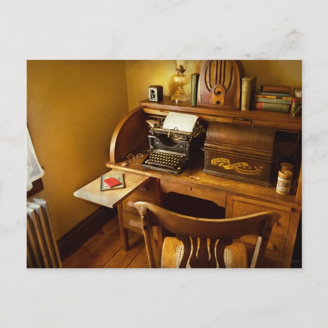 Cartão Postal Trabalho - Datilógrafo - Uma pessoa com muitos int (Frente)