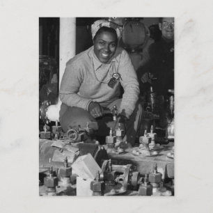 Cartão Postal Transferências de Mulheres Trabalhando em Submarin