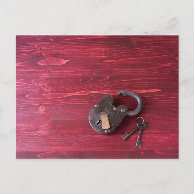 Cartão Postal Trava e teclas antigas da moda (Frente)