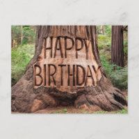 tronco de árvore esculpido com feliz aniversário