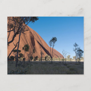 Cartão Postal uluru e planície do deserto