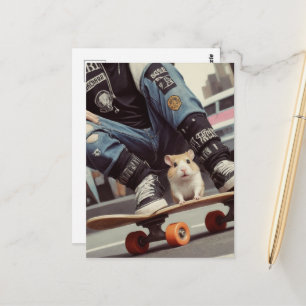Cartão Postal Um Hamster de Skateboard na Cidade Retro Punk