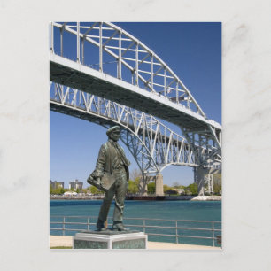 Cartão Postal Uma estátua de Thomas Edison pelo artista local M