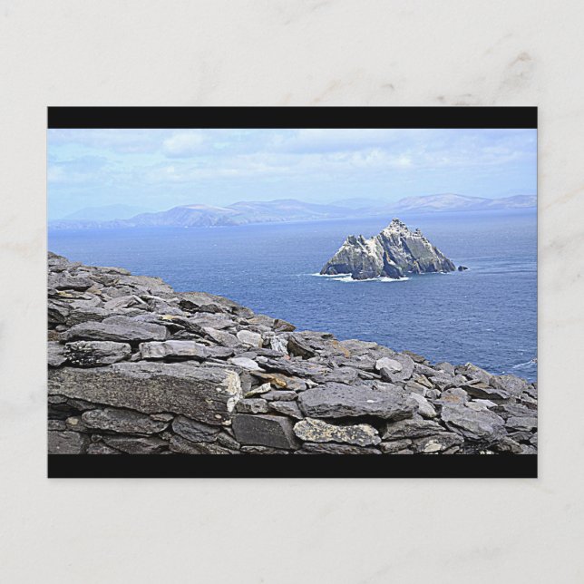 Cartão Postal Uma Visão de Pequeno Esqueleto de Skellig Michael (Frente)